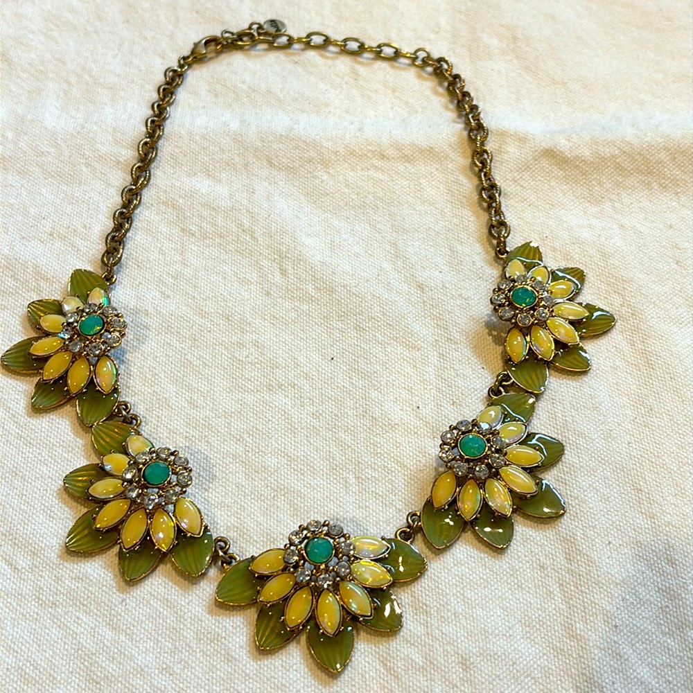 ⭐️ Bella Jack Green & Cream Gold-Tone Floral Crystal Statement Necklace